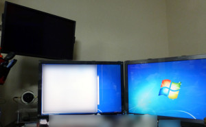 安いActive DisplayPort-HDMI変換アダプタを使って、トリプルモニター環境を作った話